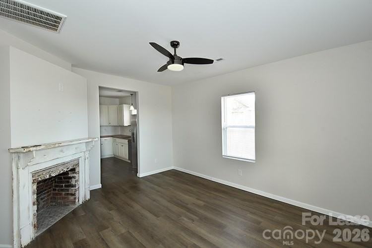 746 Opal St - Photo 5 of 18