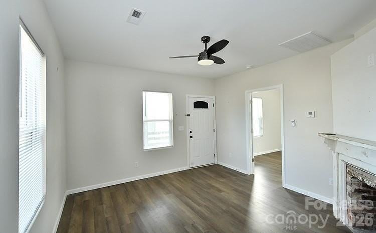 746 Opal St - Photo 7 of 18