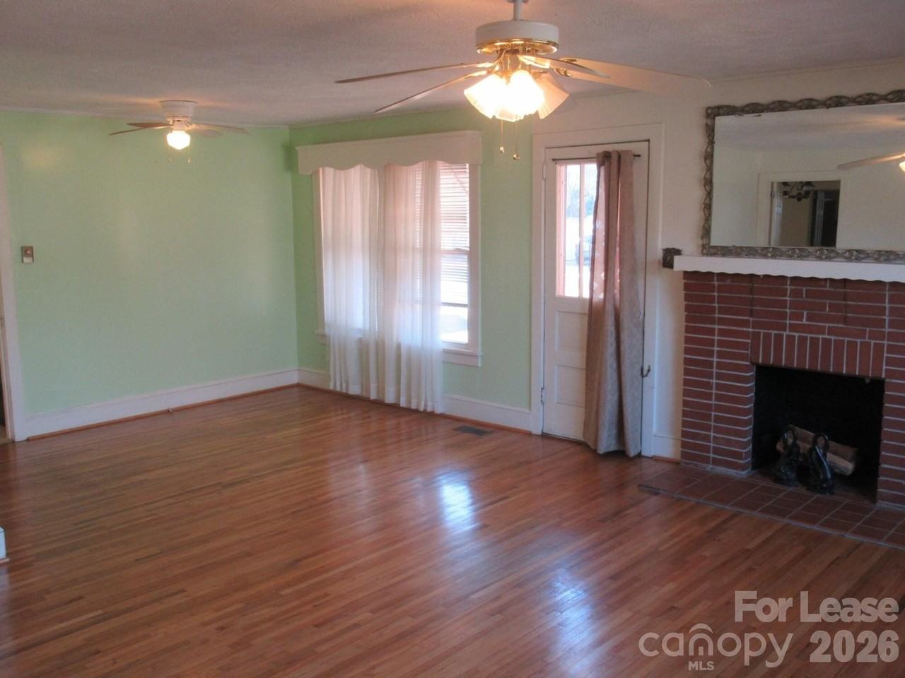 1073 W Highway 150 - Photo 3 of 22