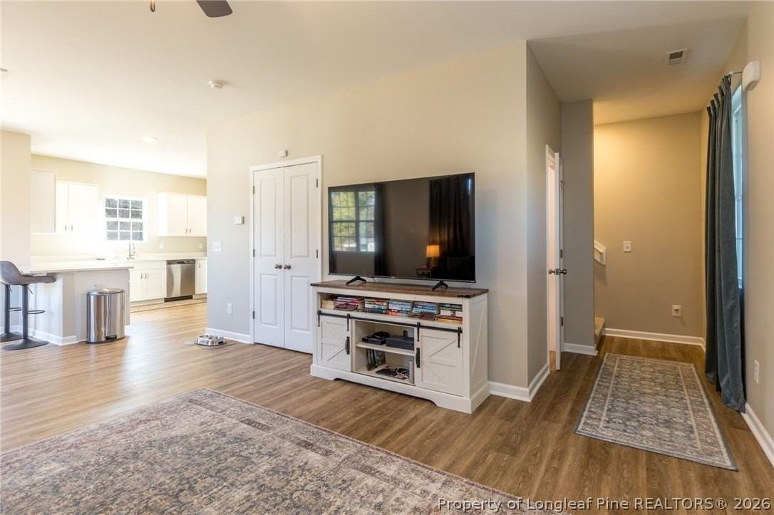 325 Ray Byrd Rd - Photo 4 of 26