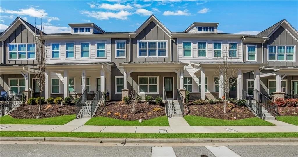 1954 Sanford Dr Nw - Photo 2 of 41