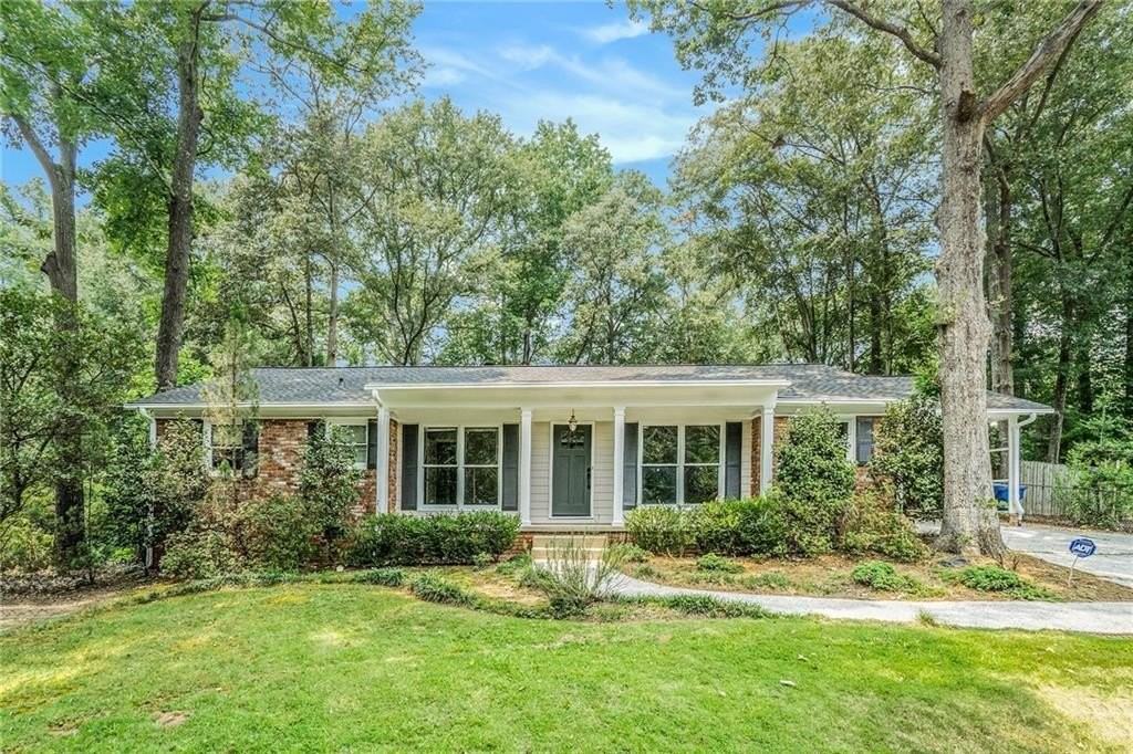 3302 Lenox Pl Ne - Photo 3 of 31