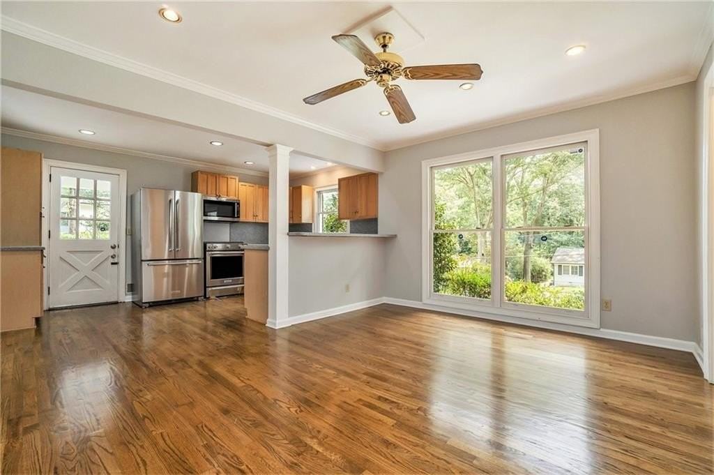 3302 Lenox Pl Ne - Photo 6 of 31