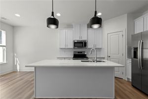 featured image of 2527 Riverside Rd