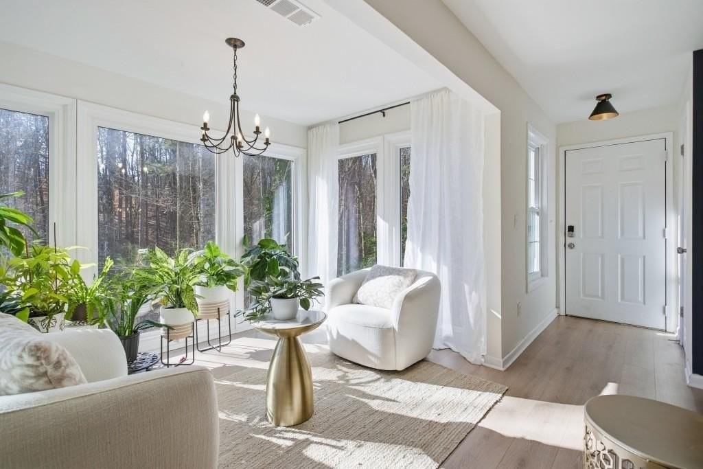 1407 Vicksburg Pl - Photo 4 of 23