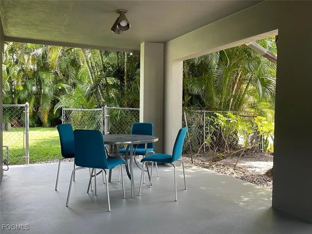 1702 Hill Ave - Photo 5 of 24