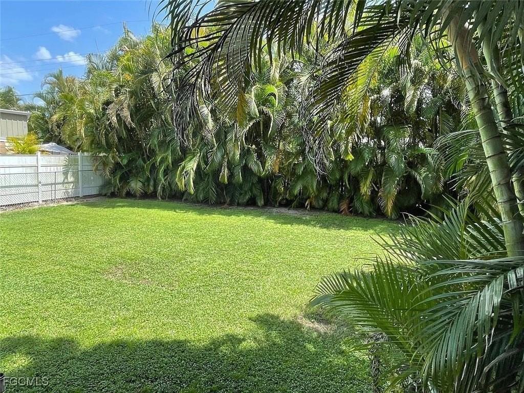 1702 Hill Ave - Photo 7 of 24