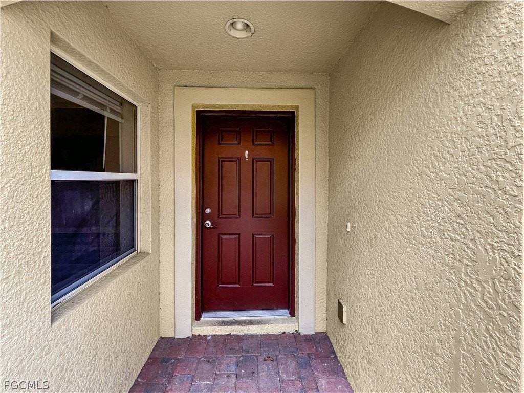 9297 Aegean Cir - Photo 4 of 43