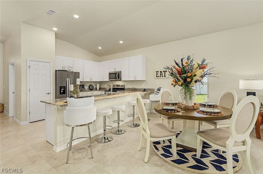 626 Nw 3rd St - Photo 7 of 26