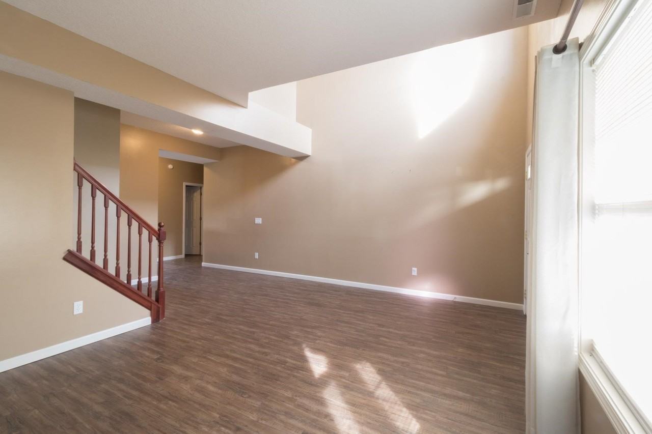 4830 Pocono Crossing Crossing - Photo 3 of 9