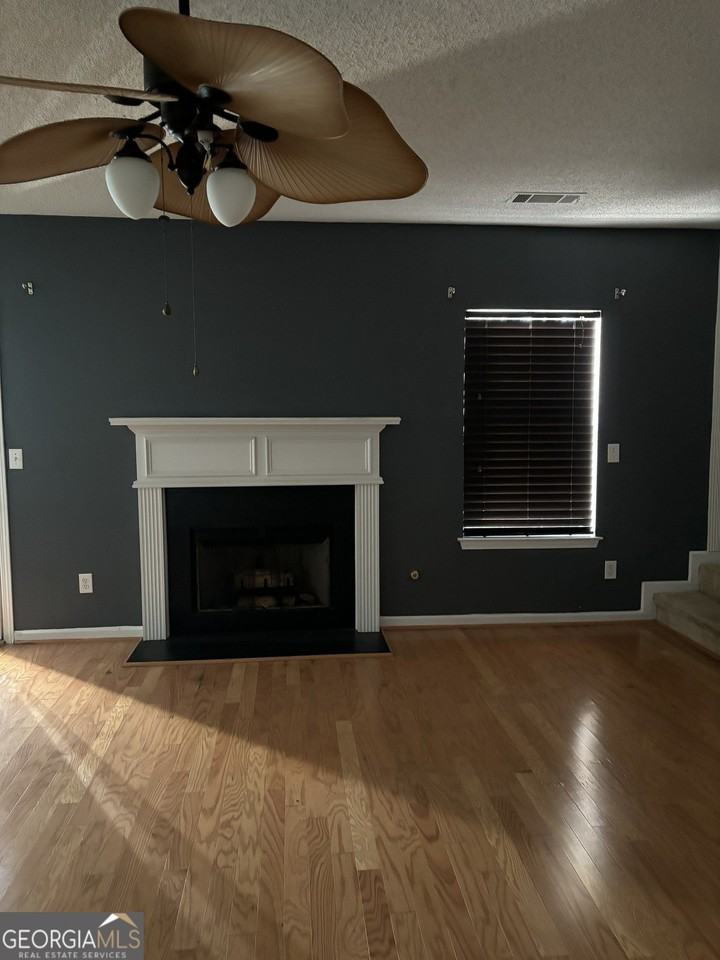 3190 Mineral Ridge Ct - Photo 2 of 8