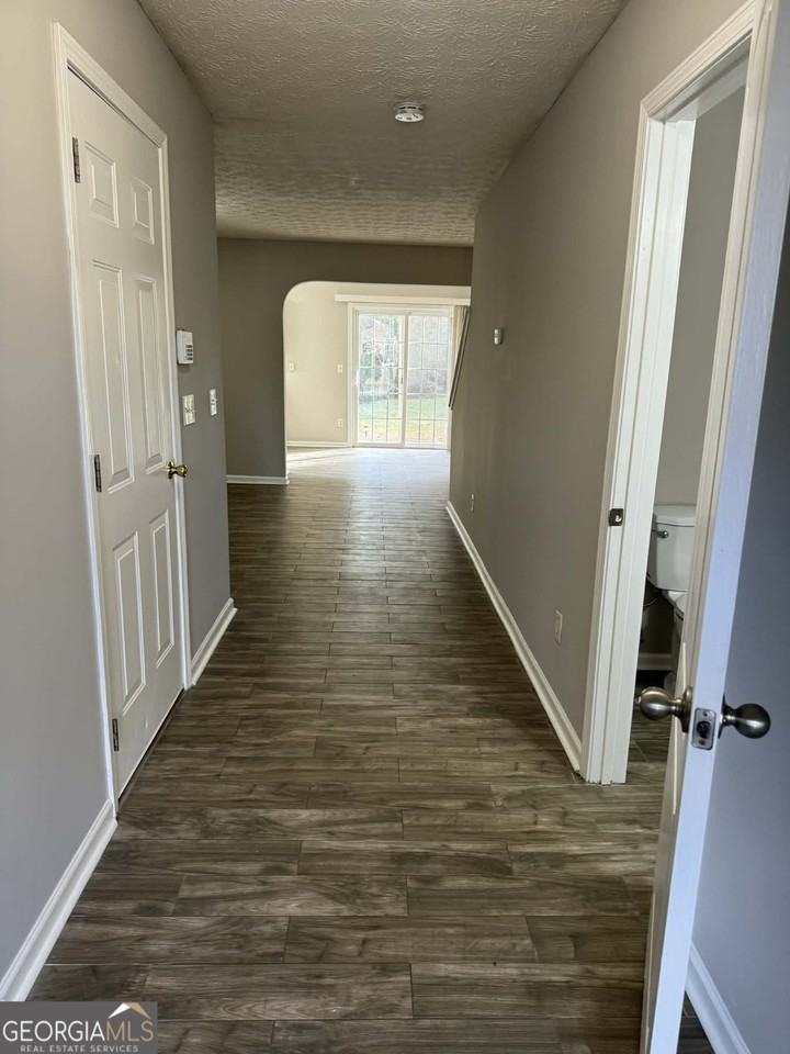 705 Magnolia Gardens Walk - Photo 2 of 18