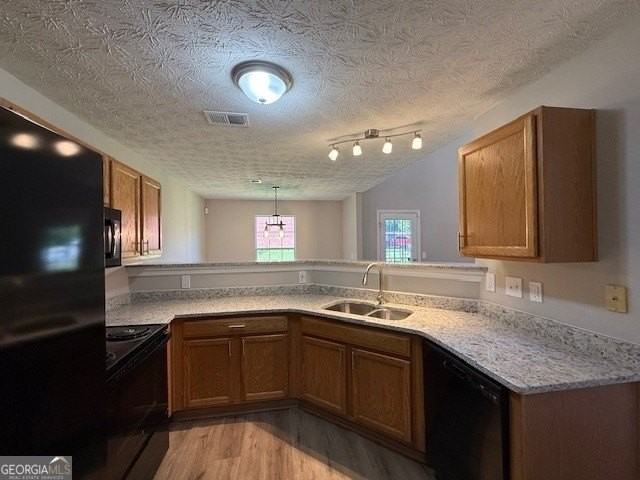 5833 Wind Gate Ln - Photo 4 of 11