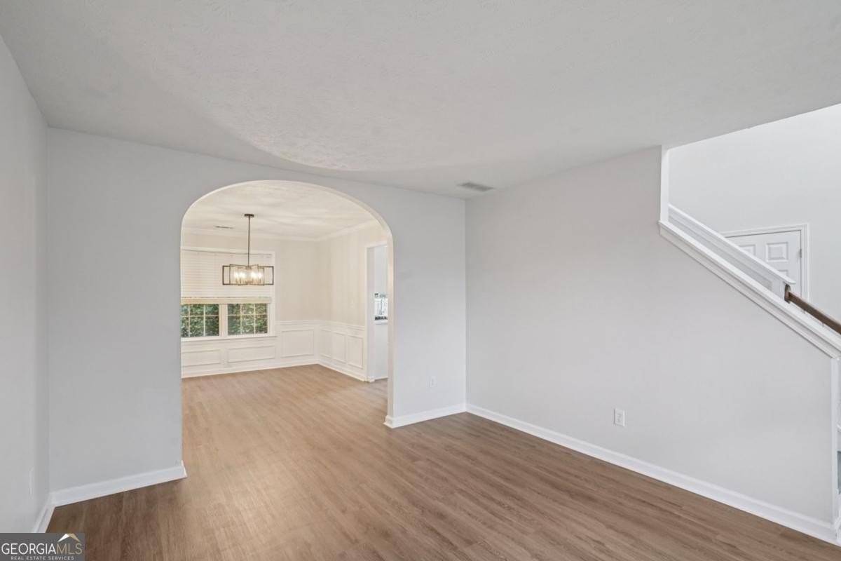 3120 Northcliff Dr - Photo 5 of 31