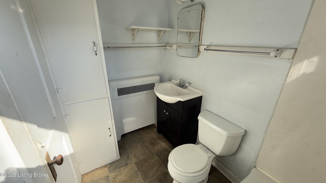 2121 Culbertson Ave Apt D #D - Photo 7 of 13