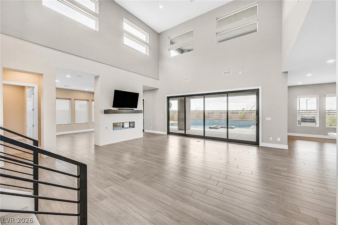 4008 Desert Trace Ct - Photo 5 of 42