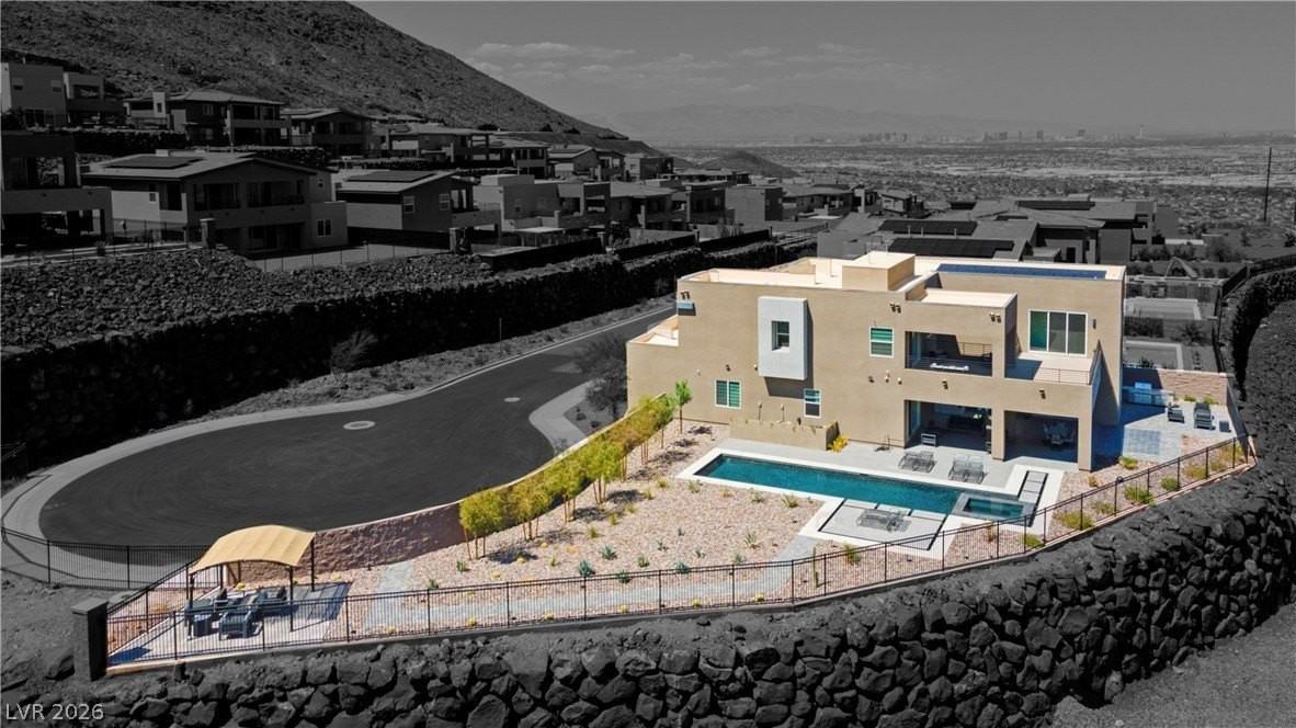 318 Shaded Canyon Dr - Photo 2 of 50