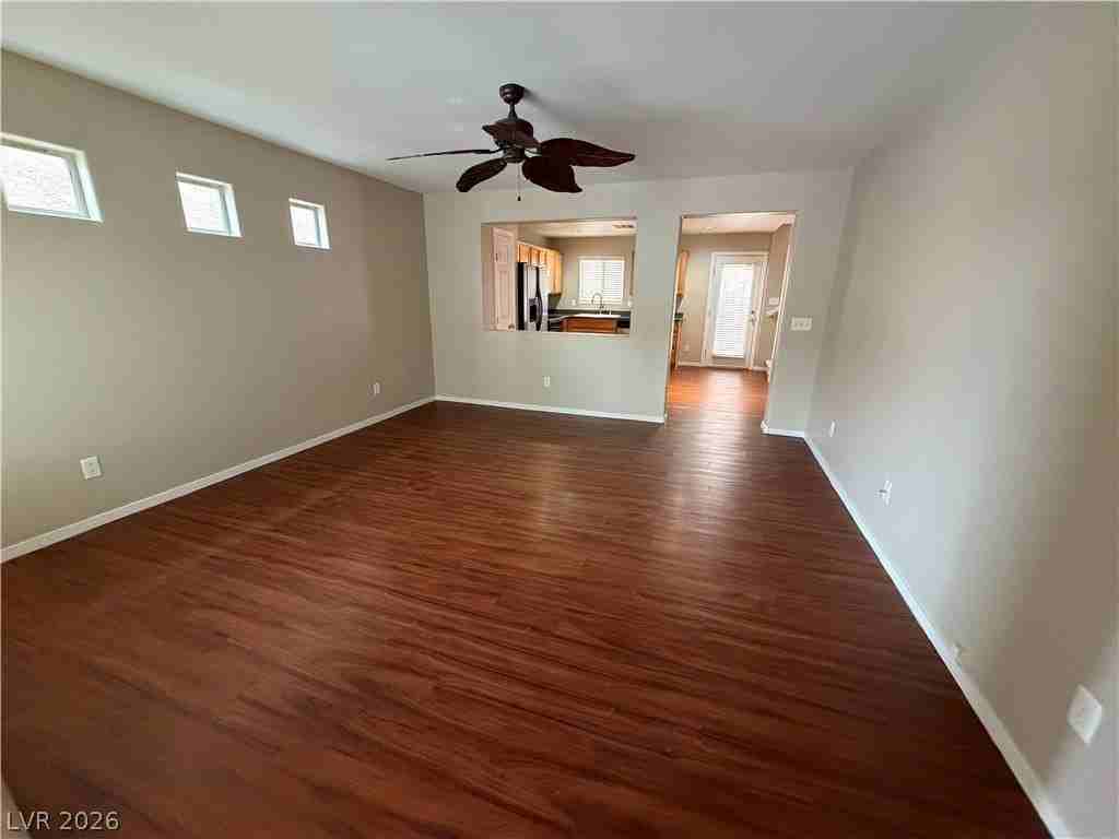 6912 Smiling Cloud Ave - Photo 3 of 37