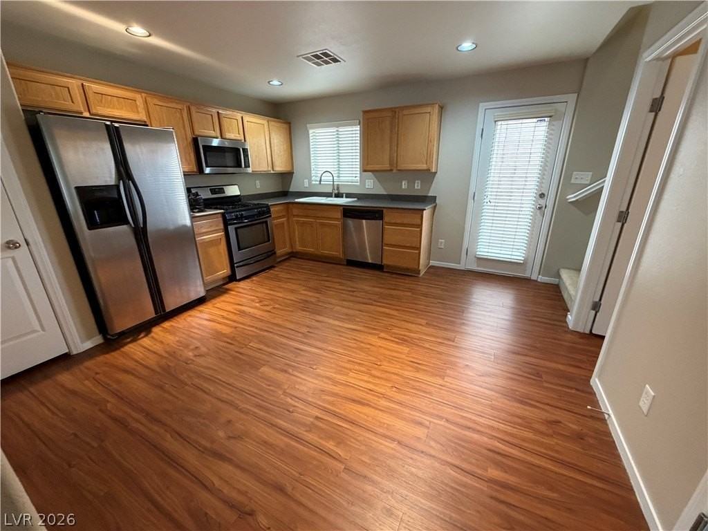 6912 Smiling Cloud Ave - Photo 6 of 37