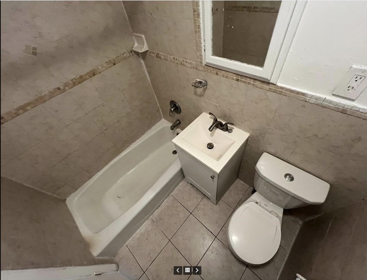 21-23 E 17th St #5 - Photo 2 of 5