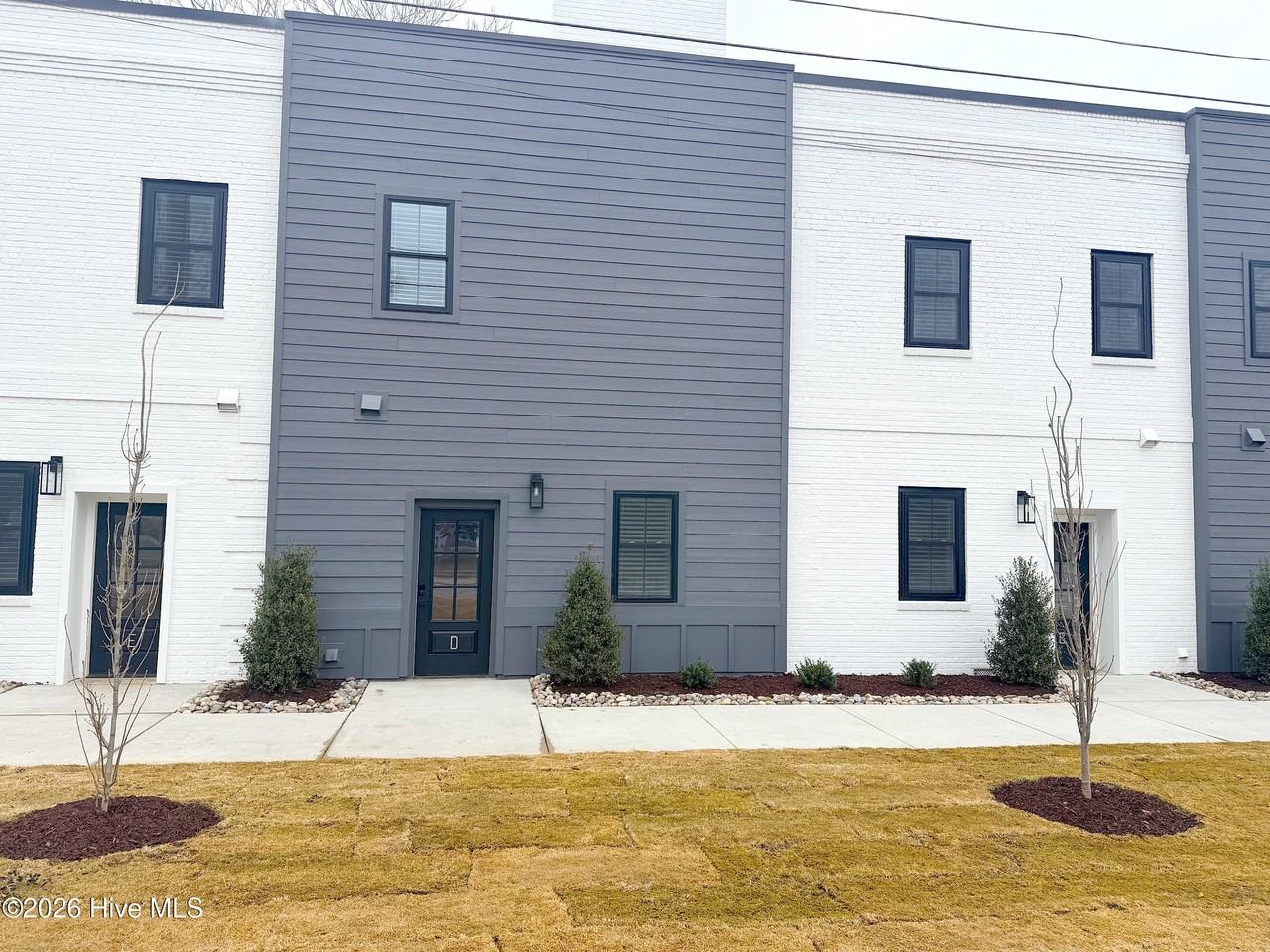 99 N Main St Unit D #D - Photo 3 of 9