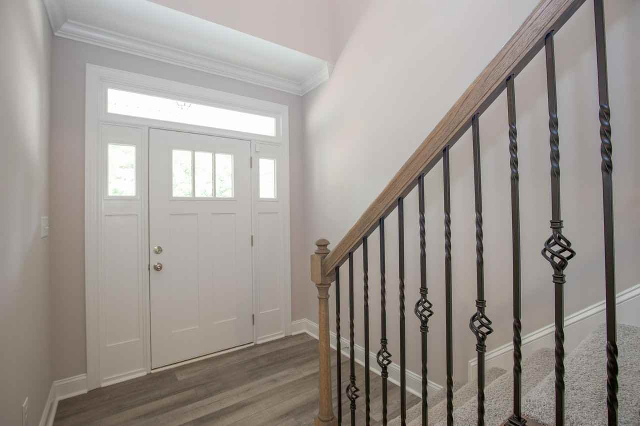 46 Hampshire Ln - Photo 5 of 43