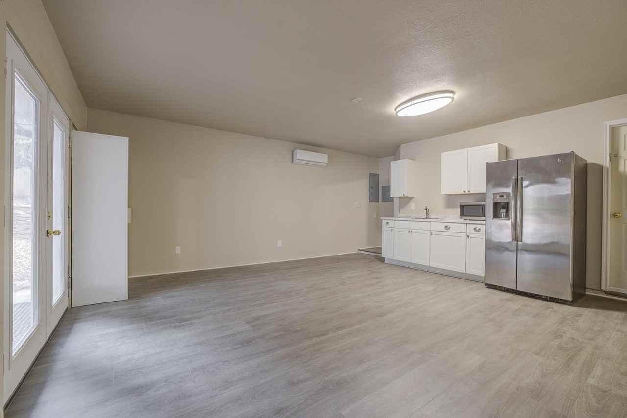 5303 Shady Oaks Cir - Photo 4 of 10