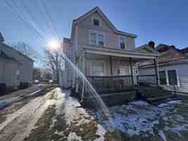 featured image of 348 Woodland Ave Unit 1 #1