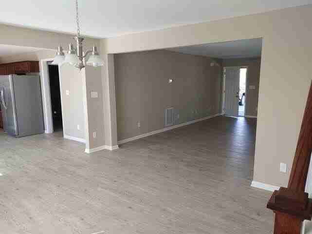 8125 Driftwood Loop - Photo 6 of 20