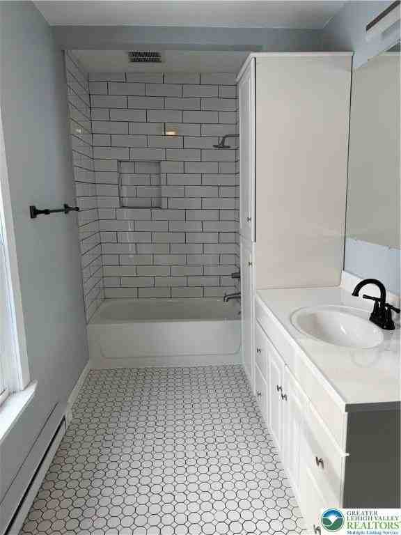 212 Messinger St - Photo 7 of 17