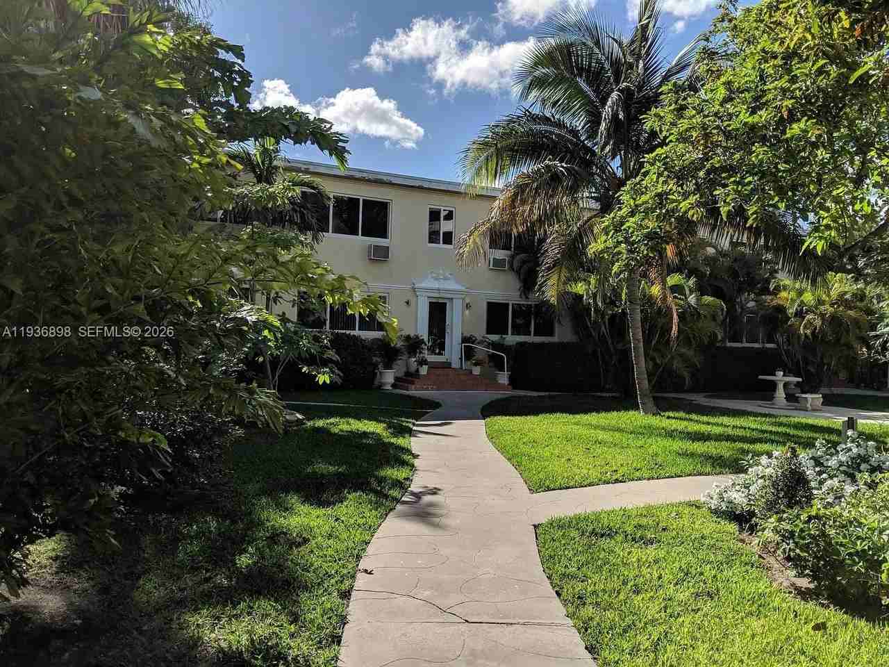 10070 E Bay Harbor Dr #70B