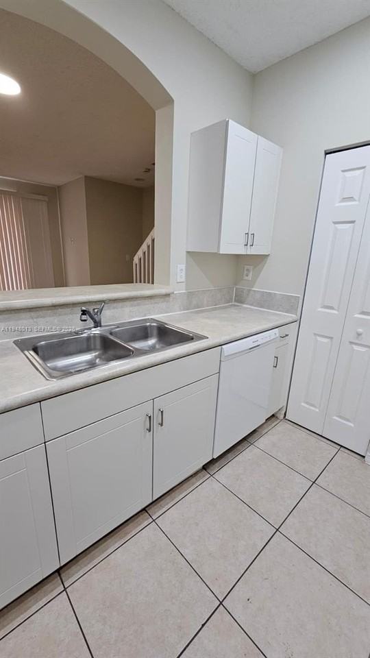 4210 Ne 22nd Dr #4210 - Photo 7 of 30