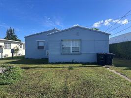 featured image of 2125 Bay Dr #C