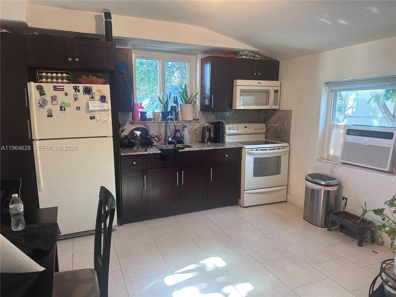 2125 Bay Dr #C - Photo 4 of 9