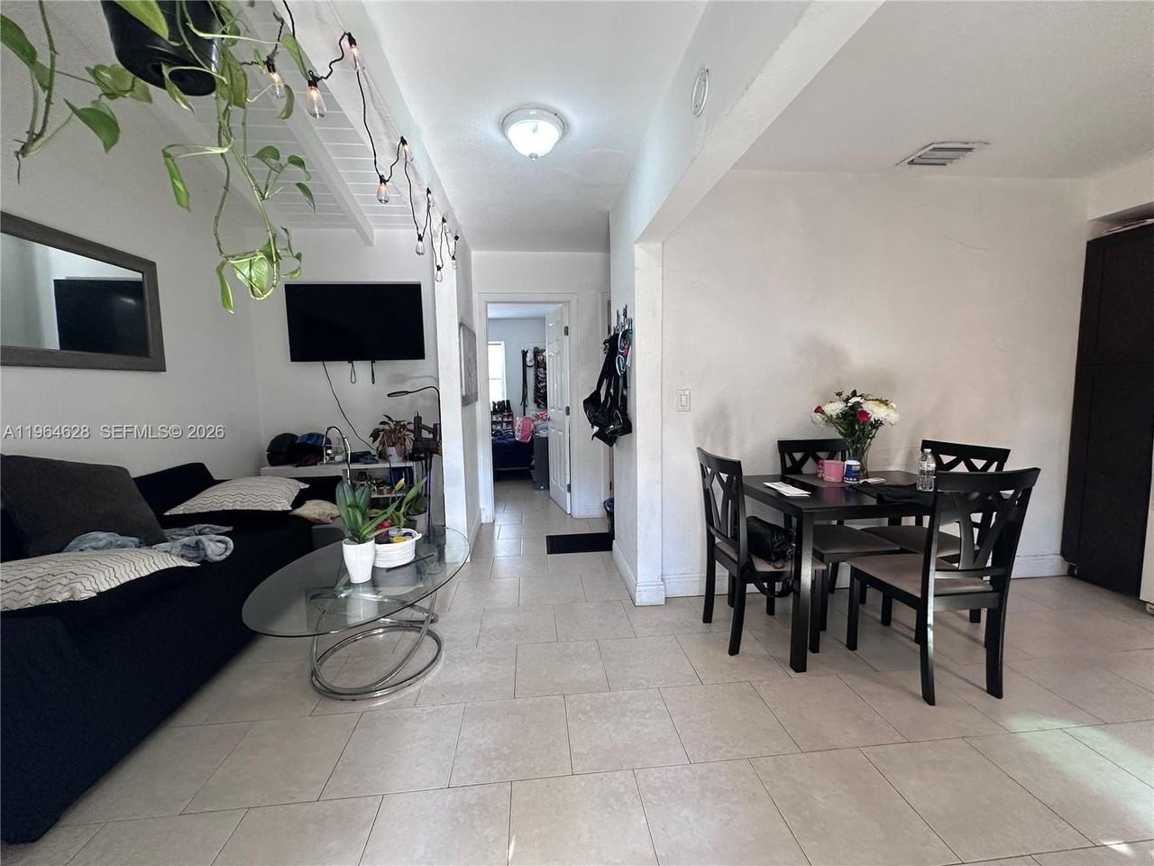 2125 Bay Dr #C - Photo 7 of 9