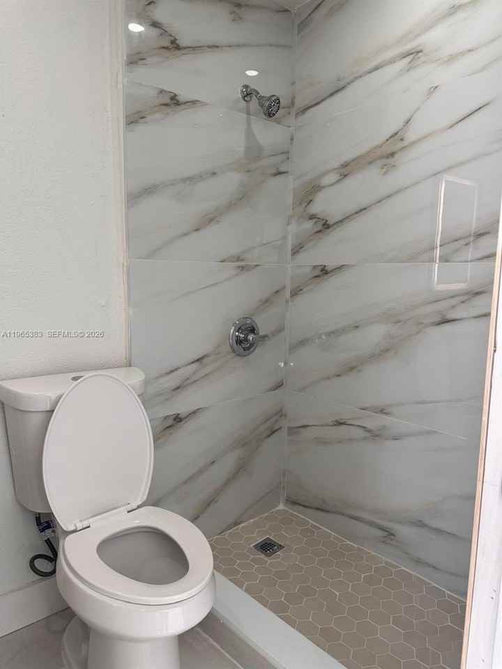 20600 Sw 116th Rd #0 - Photo 3 of 11