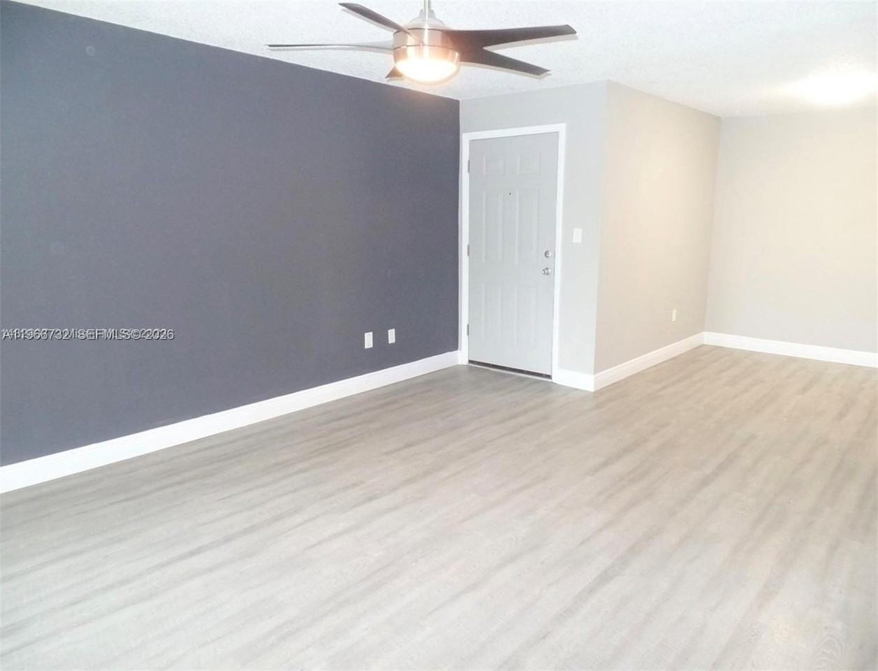 1281 Sw 46th Ave #2514 - Photo 5 of 13