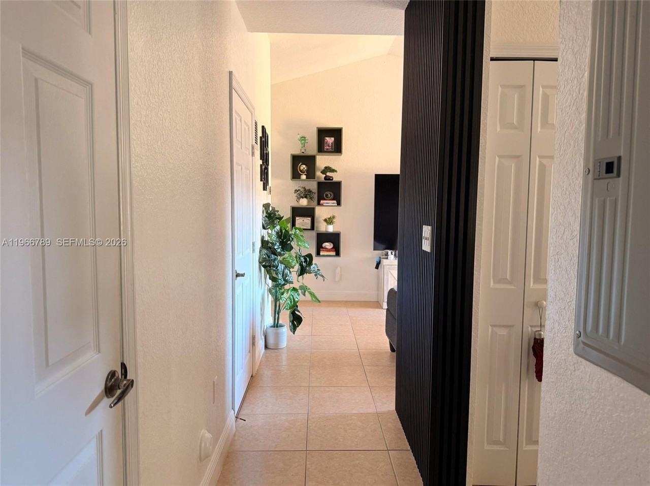 20930 Sw 87th Ave #305 - Photo 7 of 21