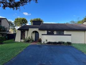 12713 Sw 70th Ln - Photo 1 of 1