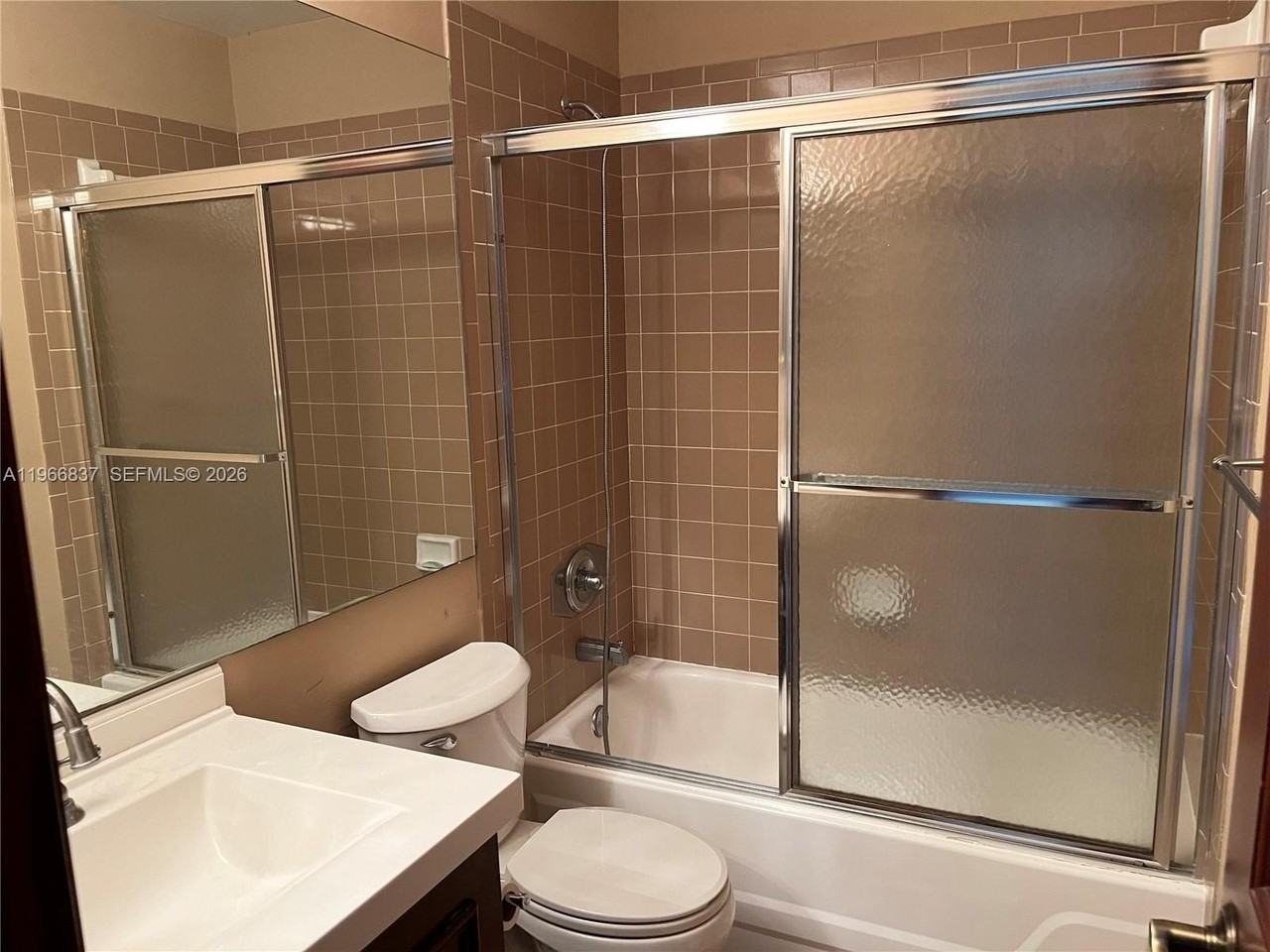 12713 Sw 70th Ln - Photo 5 of 11