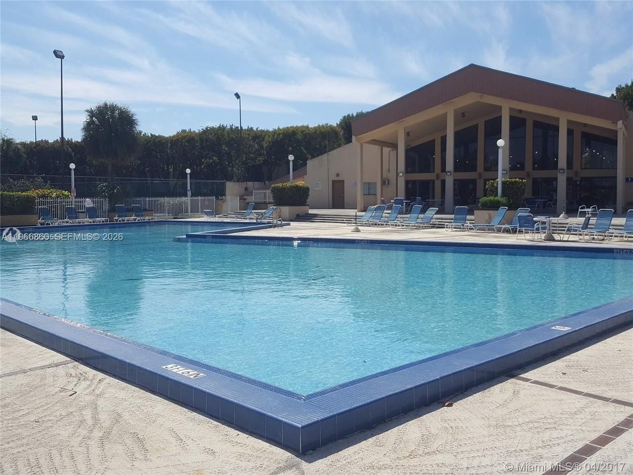 14601 N Kendall Dr #208K - Photo 2 of 15