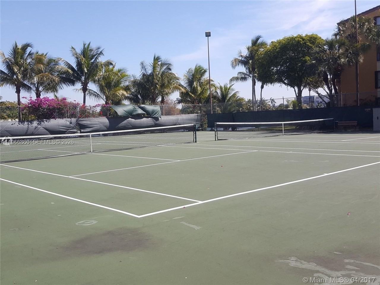 14601 N Kendall Dr #208K - Photo 6 of 15