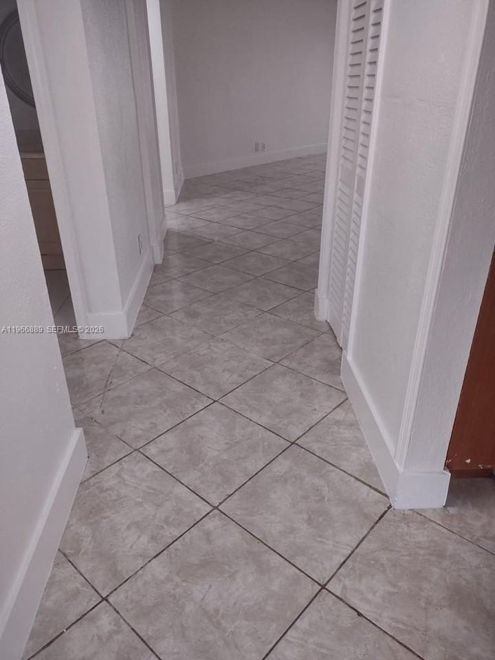 1880 N Congress Ave #101 - Photo 4 of 11