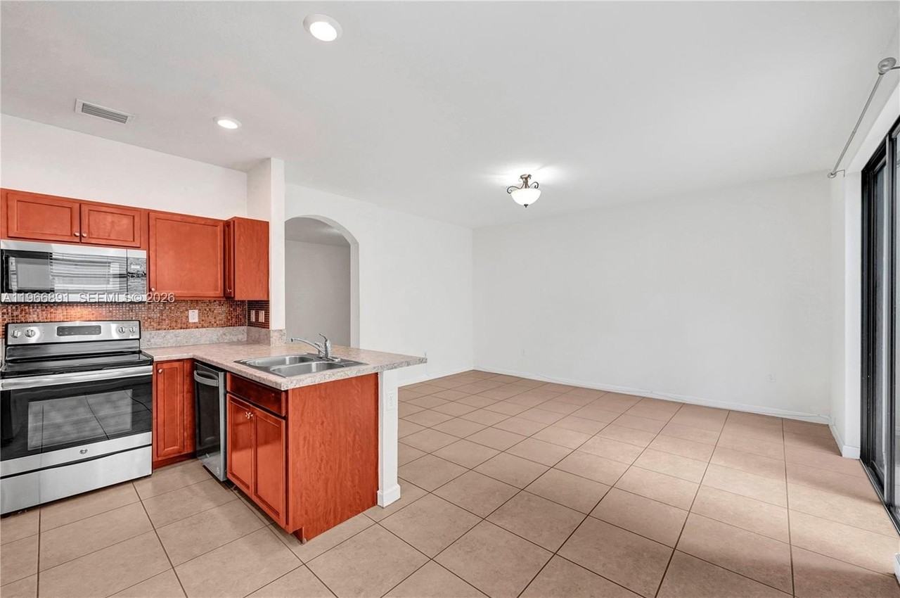 9334 W 33rd Way #9334 - Photo 6 of 12