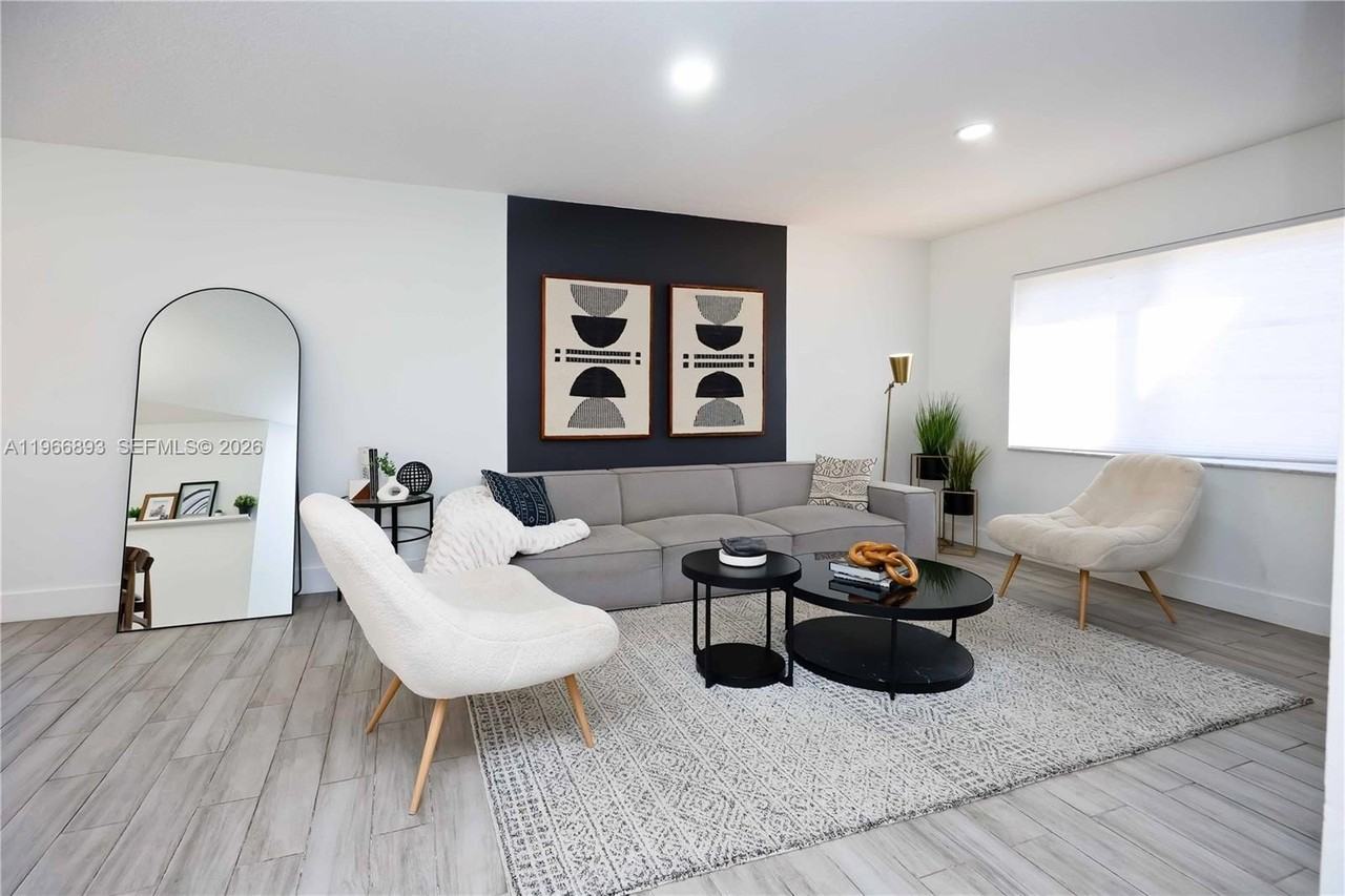 3149 Nw 71st Ave #3149 - Photo 4 of 46