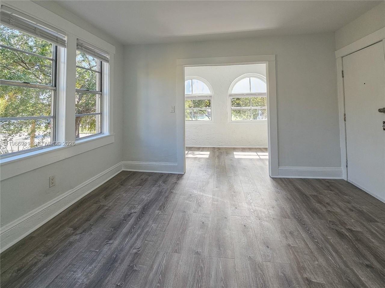 2007 Sw 10th St #3 - Photo 2 of 20