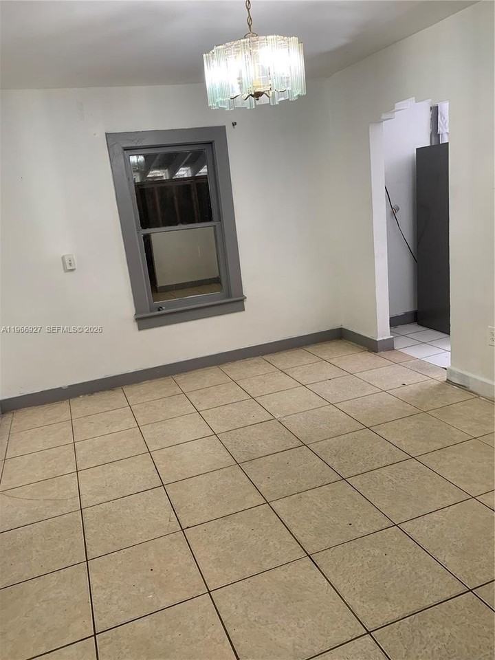 750 Nw 118th St #0 - Photo 7 of 13