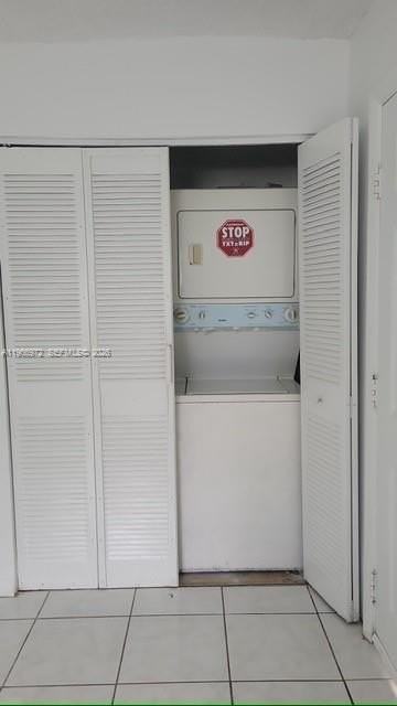 2042 Nw 43rd Ter #1 - Photo 5 of 7