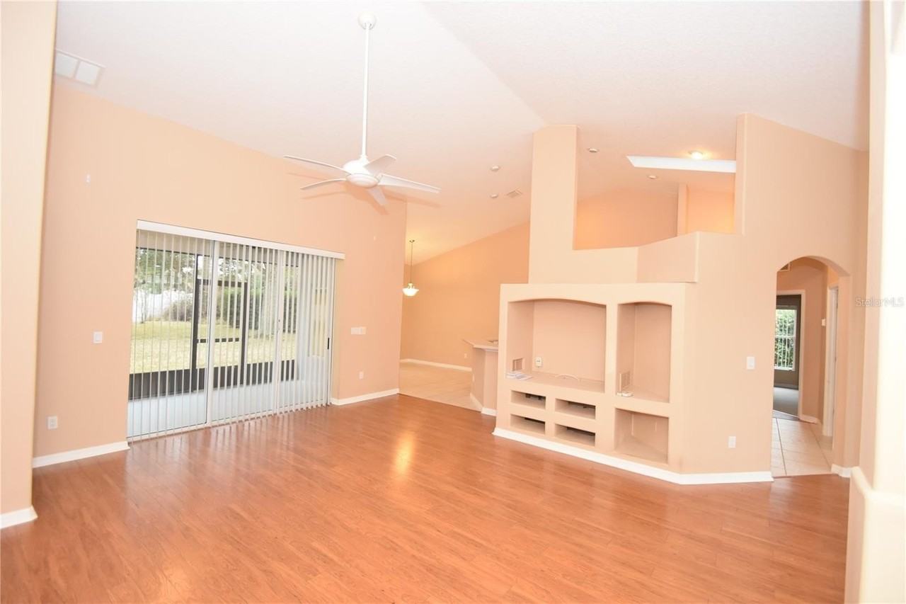 11 Ellsworth Dr - Photo 5 of 31