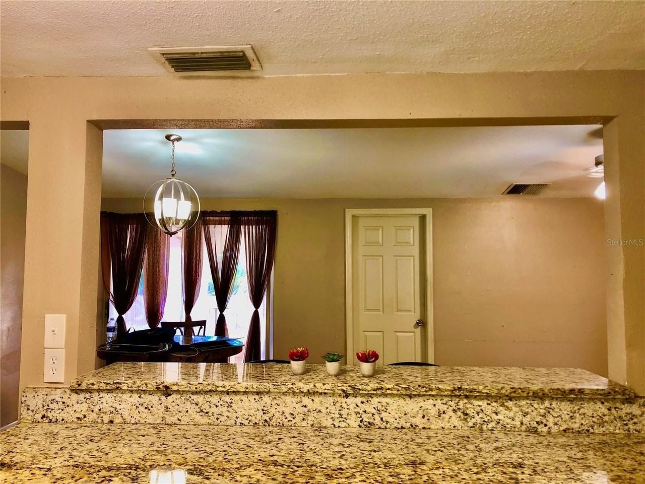 7537 Jasmine Blvd - Photo 4 of 15